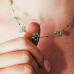 Collana con fiori di perline